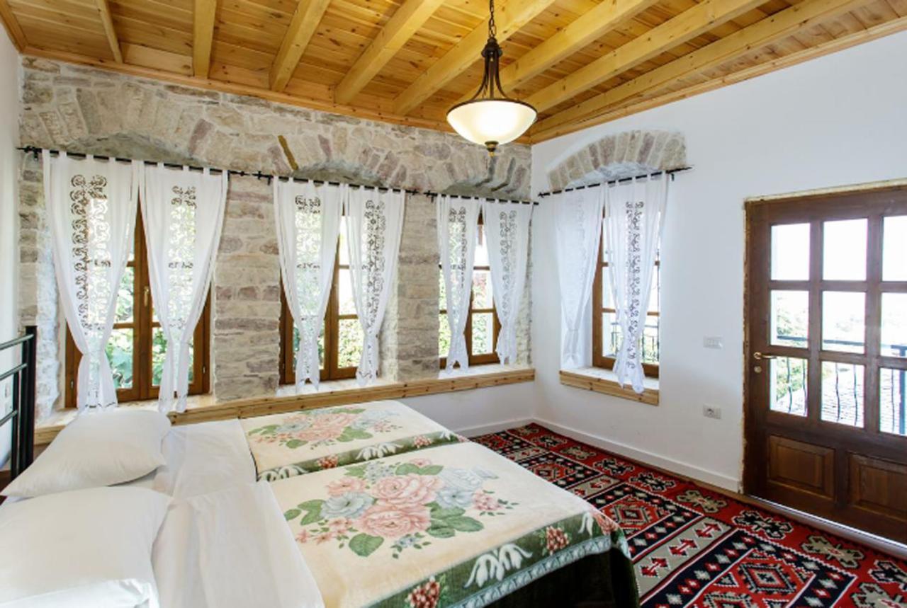 Guest House Tea Gjirokastra Kültér fotó